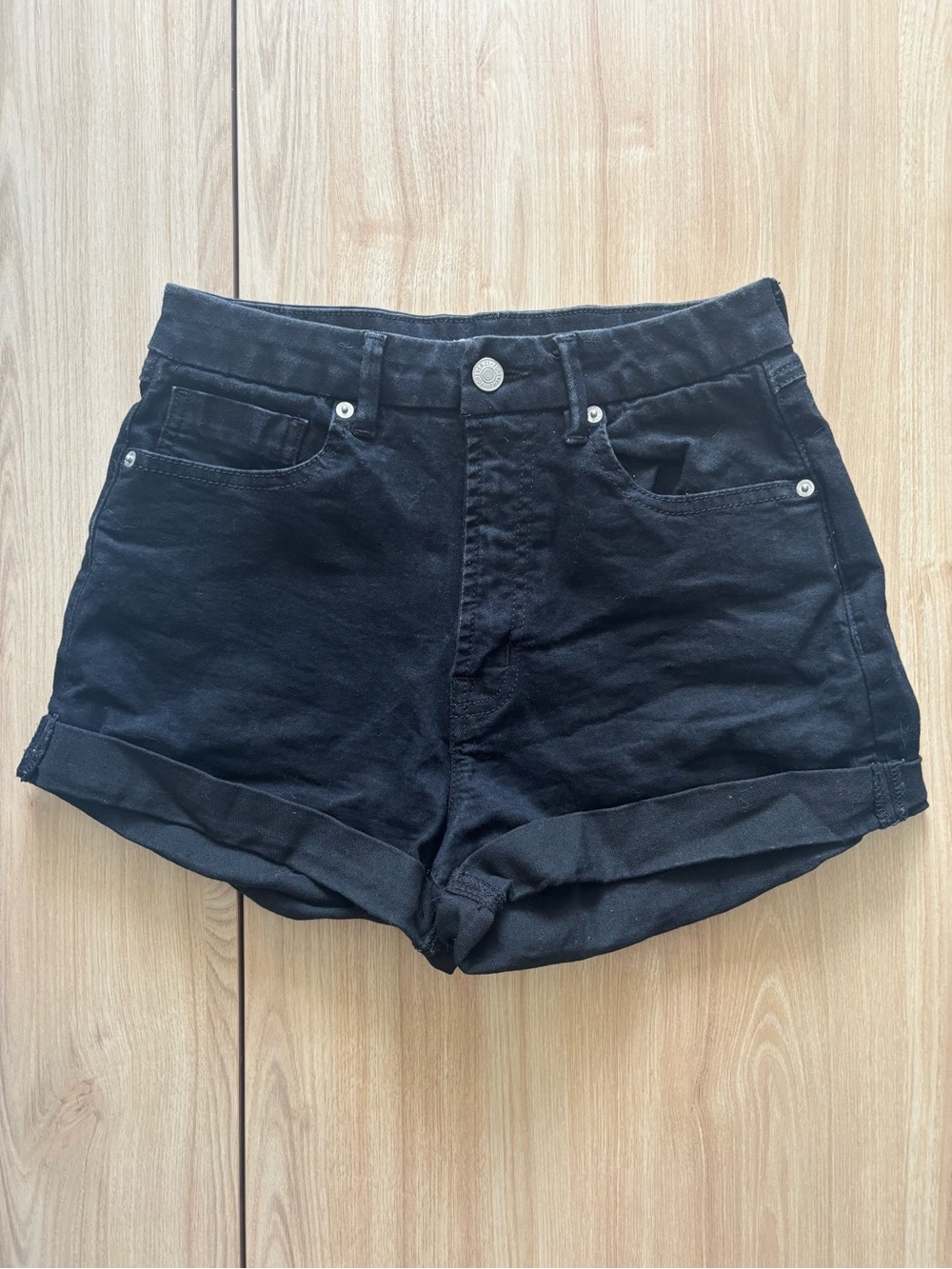 Forever 21 Black High Waisted Denim Cuffed Shorts Size 28